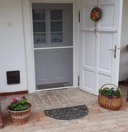 Harmónia Parasztház és Hébergement de vacances Poroszló